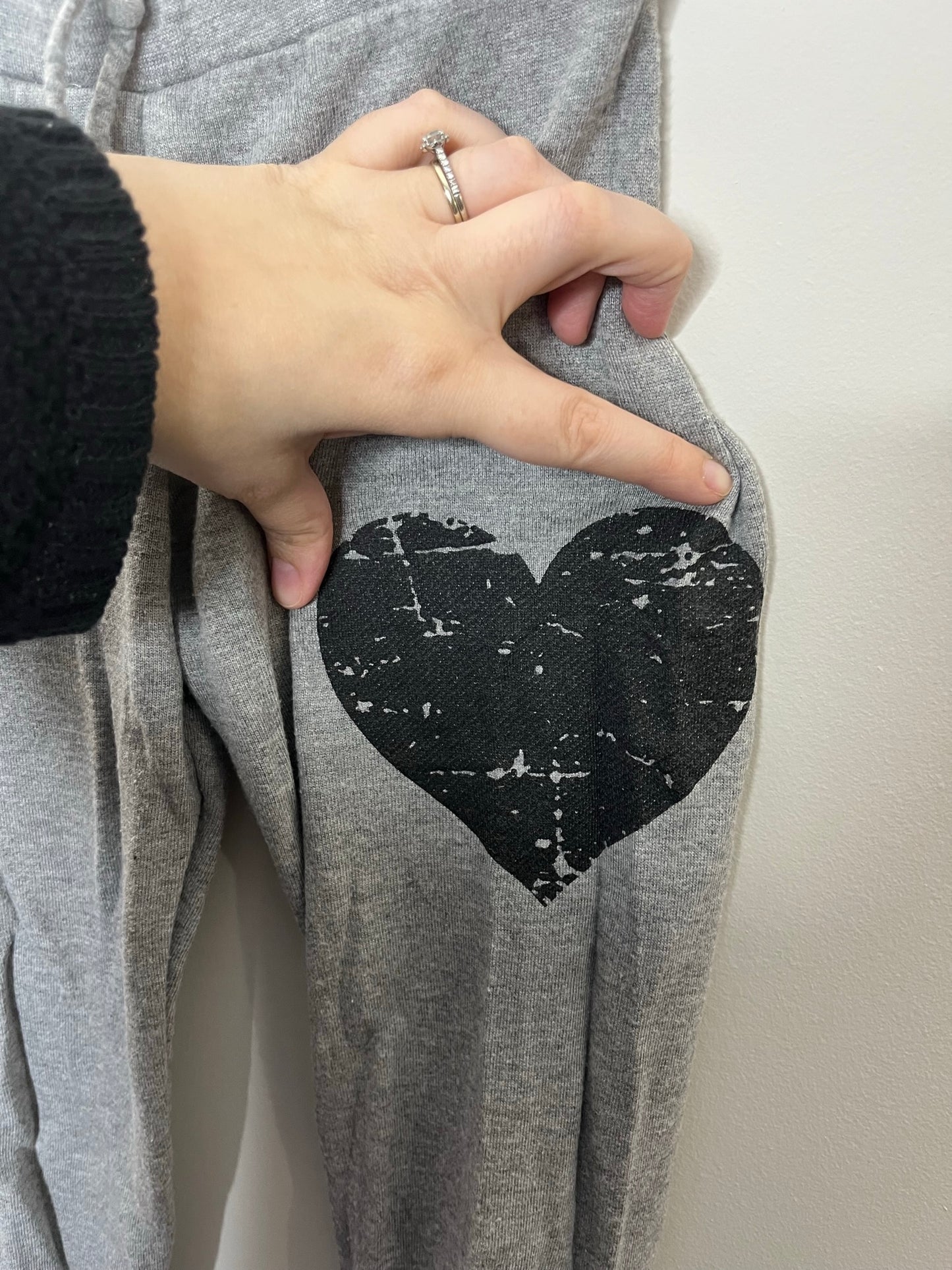 Flowers By Zoe Heart & Stripe Joggers (6)