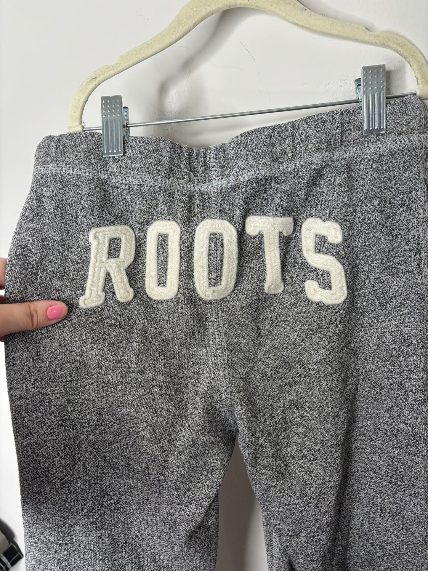 Roots Logo Joggers (10)