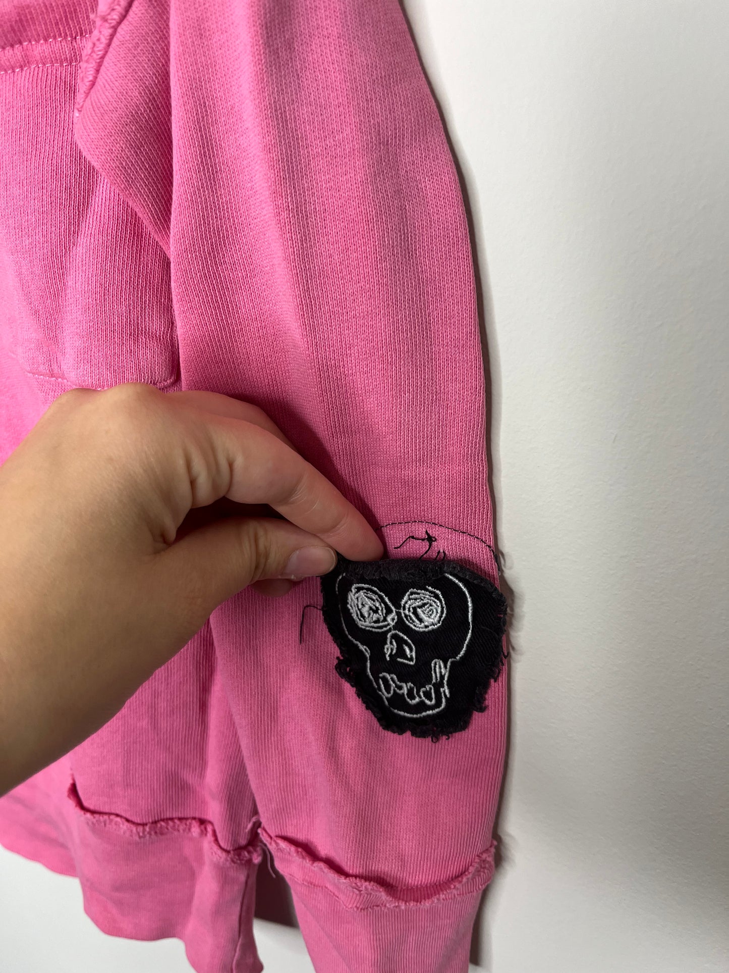 Nununu Distressed Skull Patch Sweater (4-5)