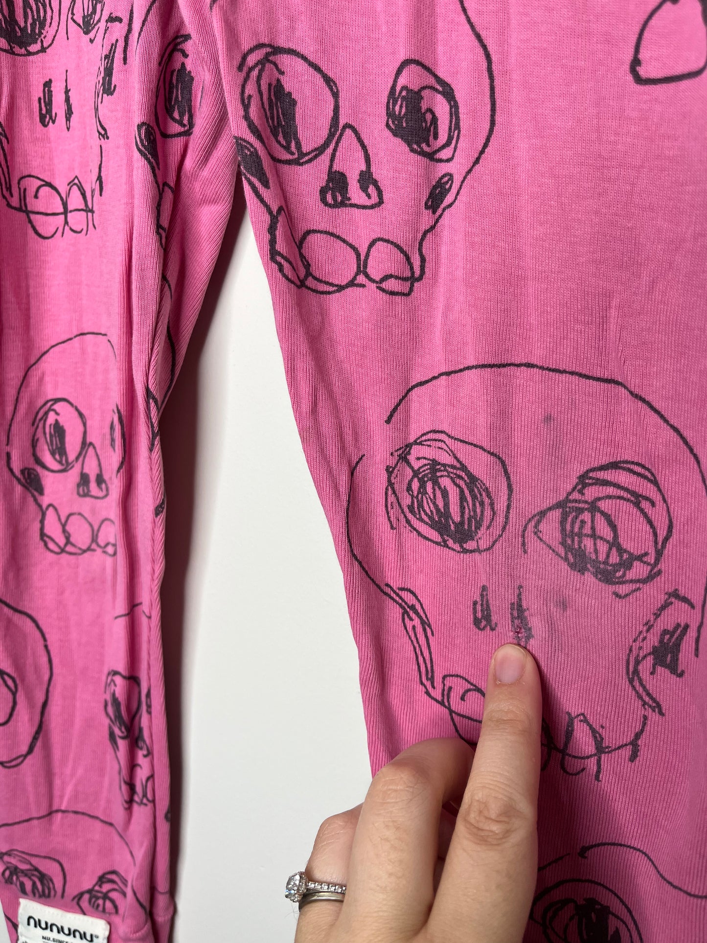 Nununu Skull Sketch Leggings (4-5)