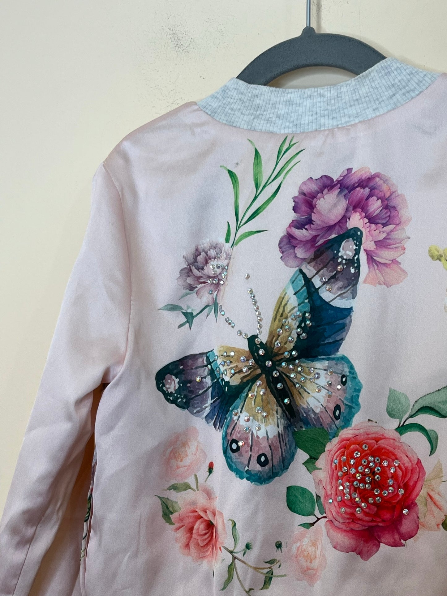 Hannah Banana Floral Satin Bomber (6)