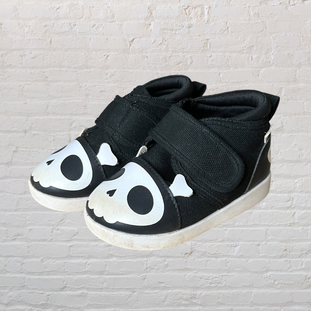 Ikiki Velcro Skull Squeaky High-Tops (Footwear 7)