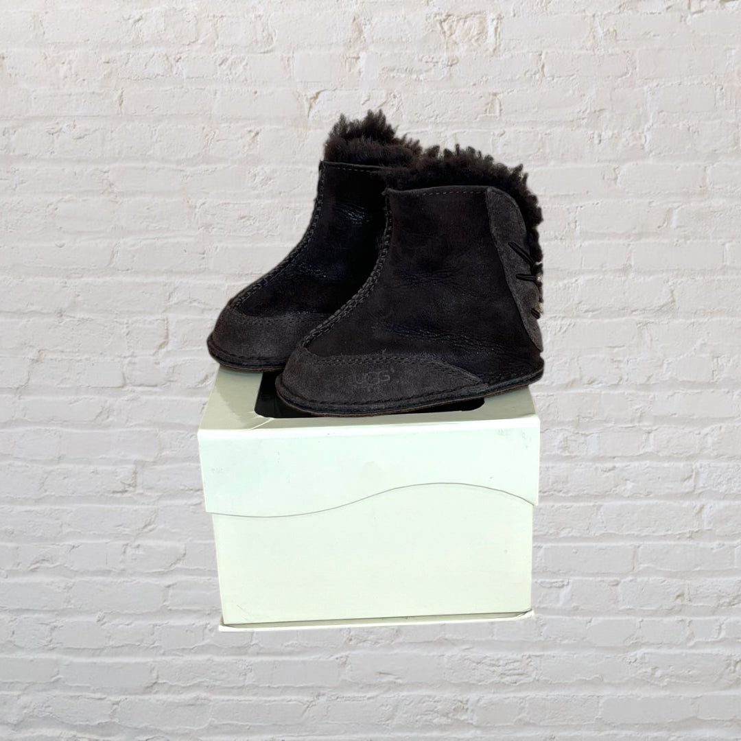 UGG IBoo Suede Infant Booties - 0-6