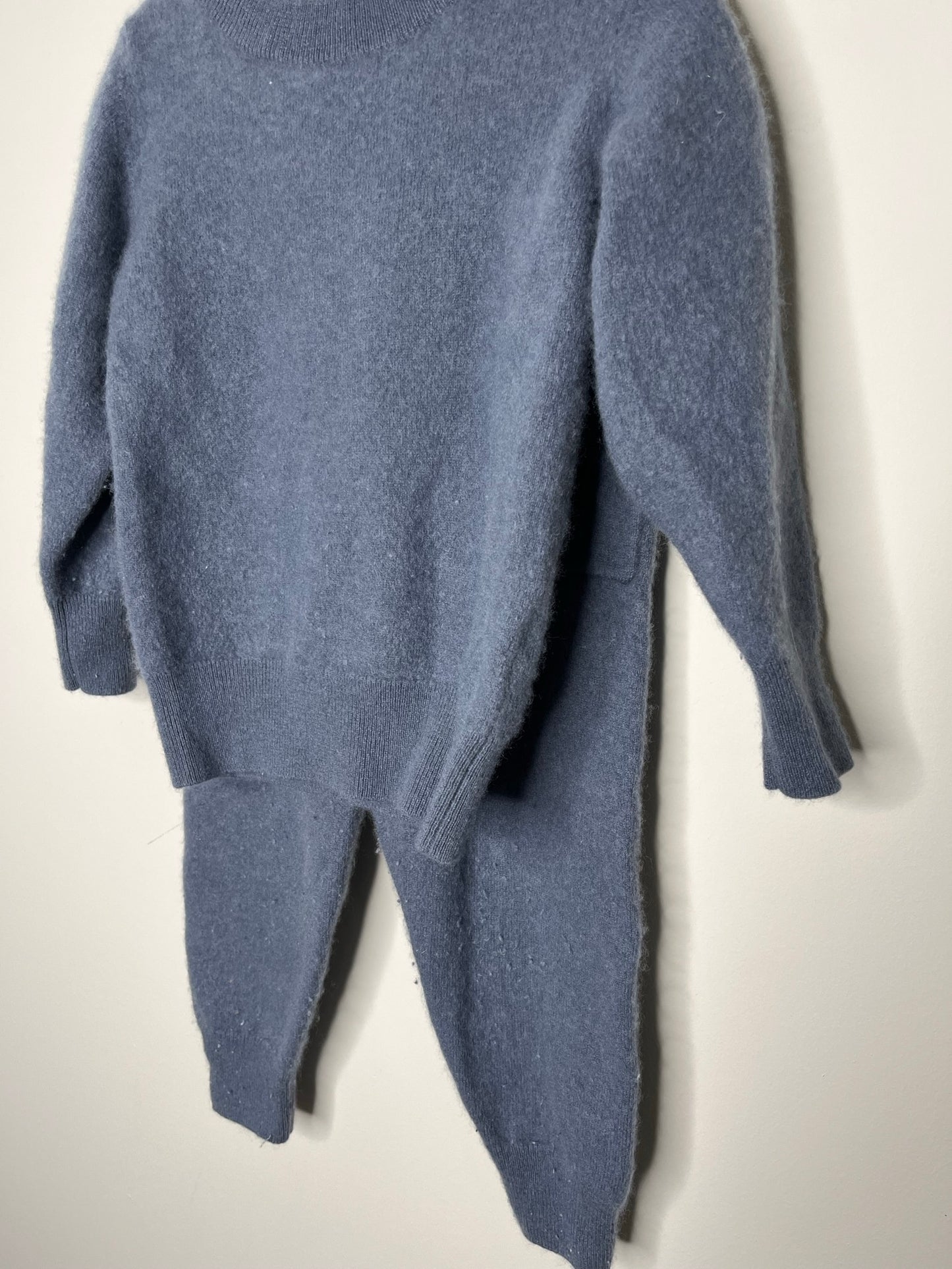 Naadam 100% Cashmere Lounge Set (3T)*