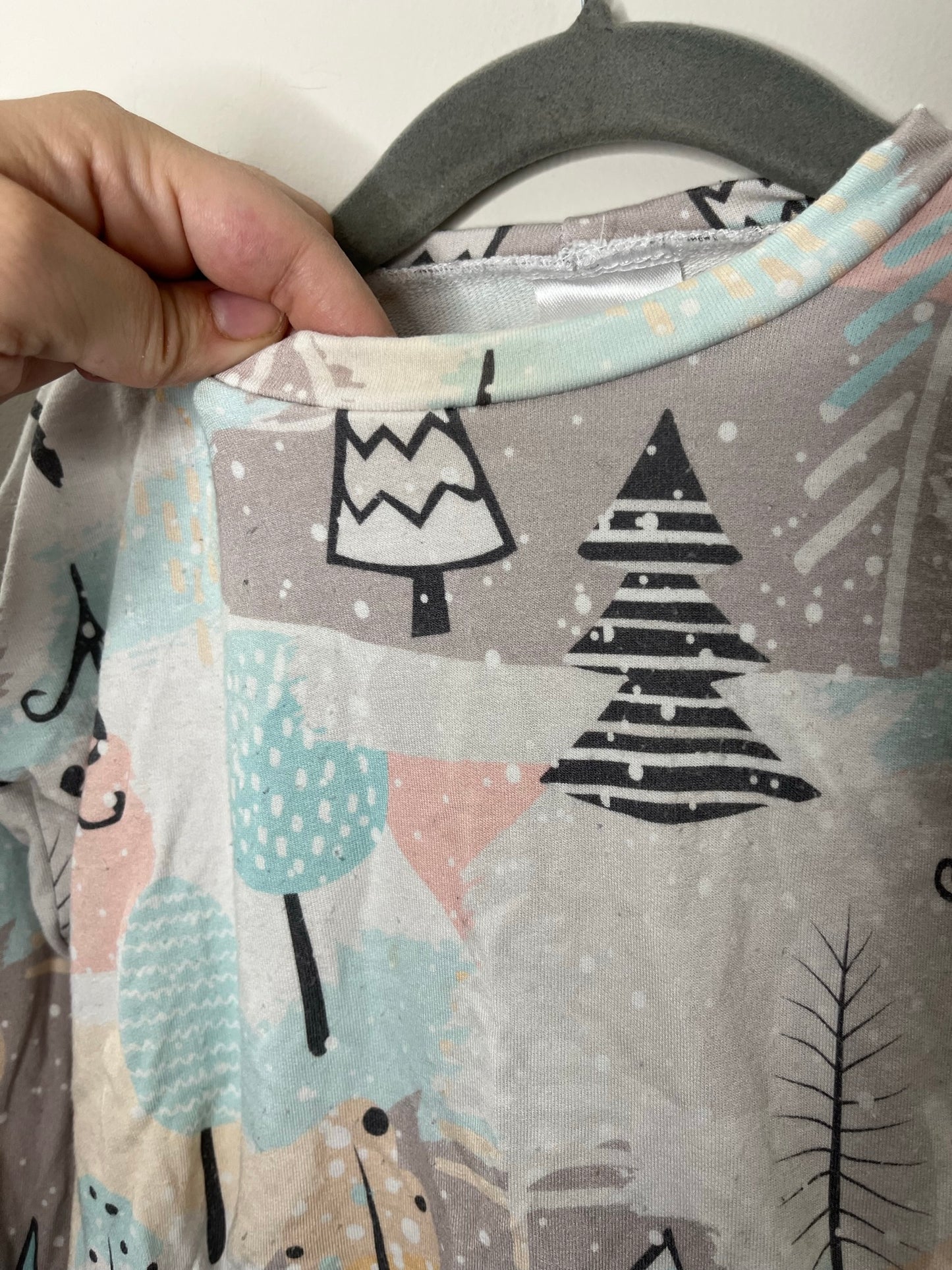 Vi & Jax Pastel Winter Scene Bamboo Long-Sleeve (18-24)