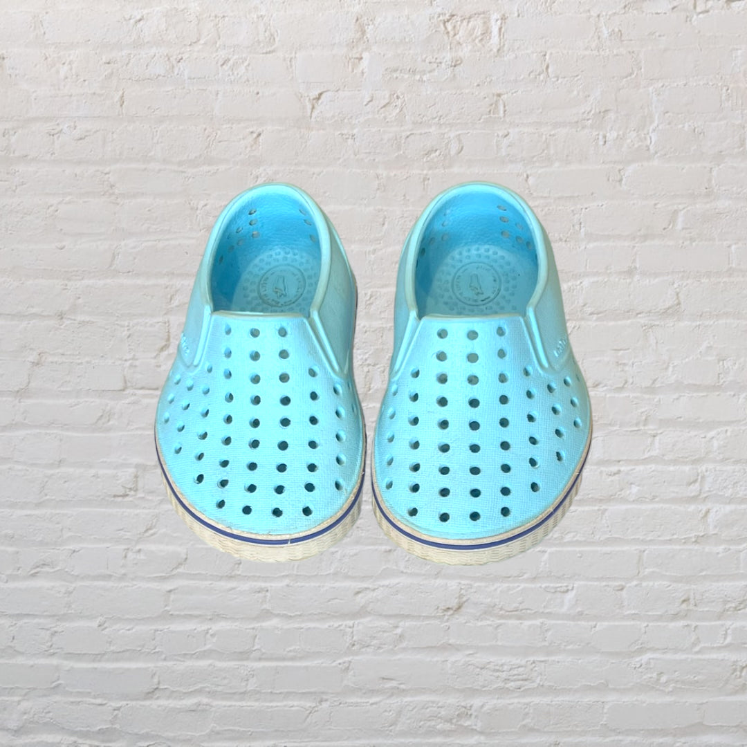 Native Miles Slip-Ons (4)