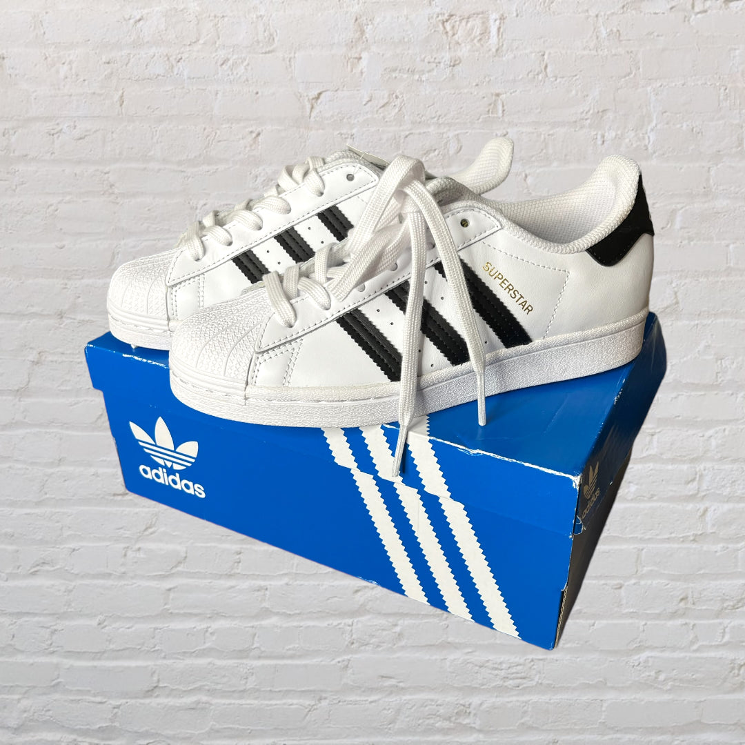 Adidas Classic Superstar Sneakers (Footwear 5.5Y)