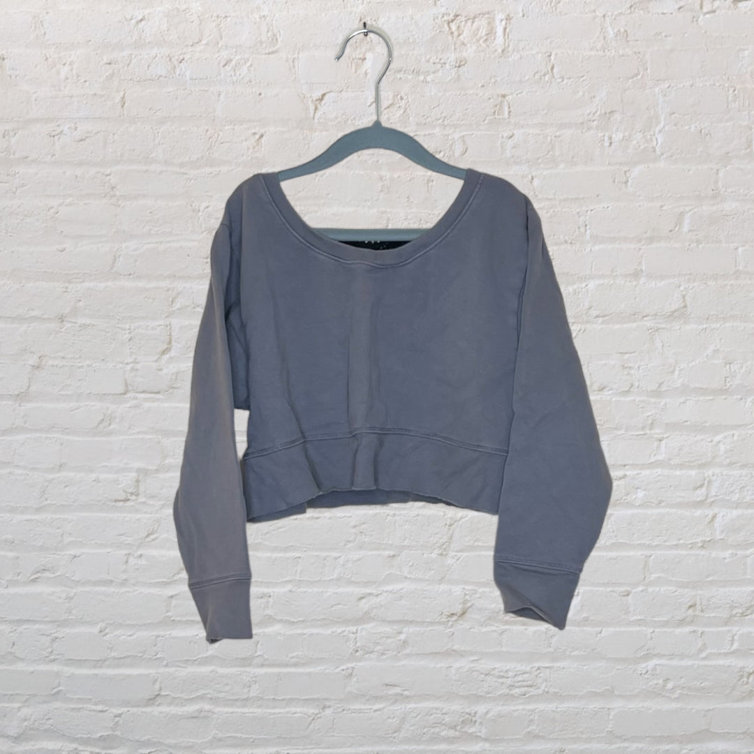 T2 Love Back V-Neck Cropped Sweater (6)