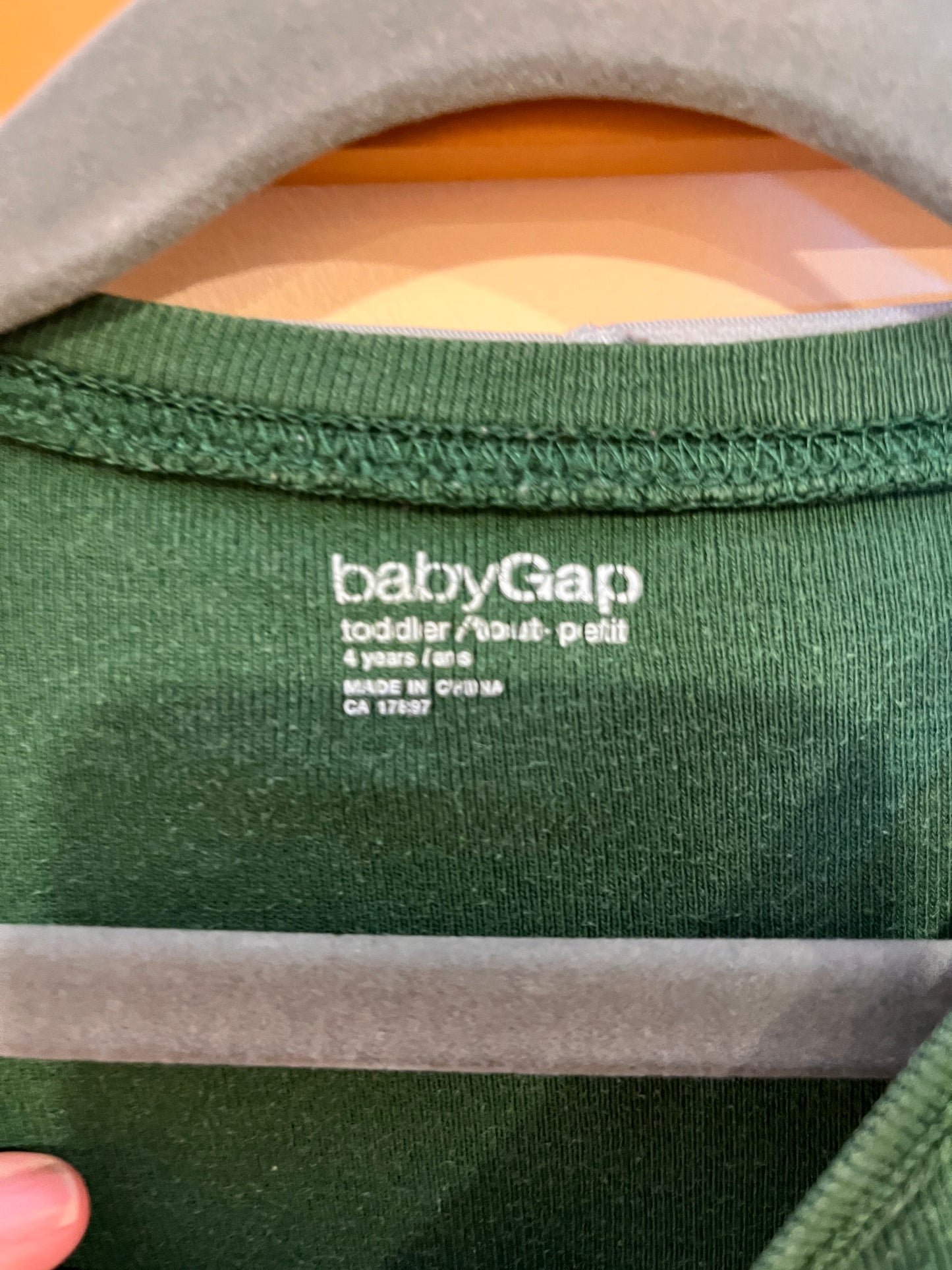 Gap Hockey Penguin Pyjamas (4T)