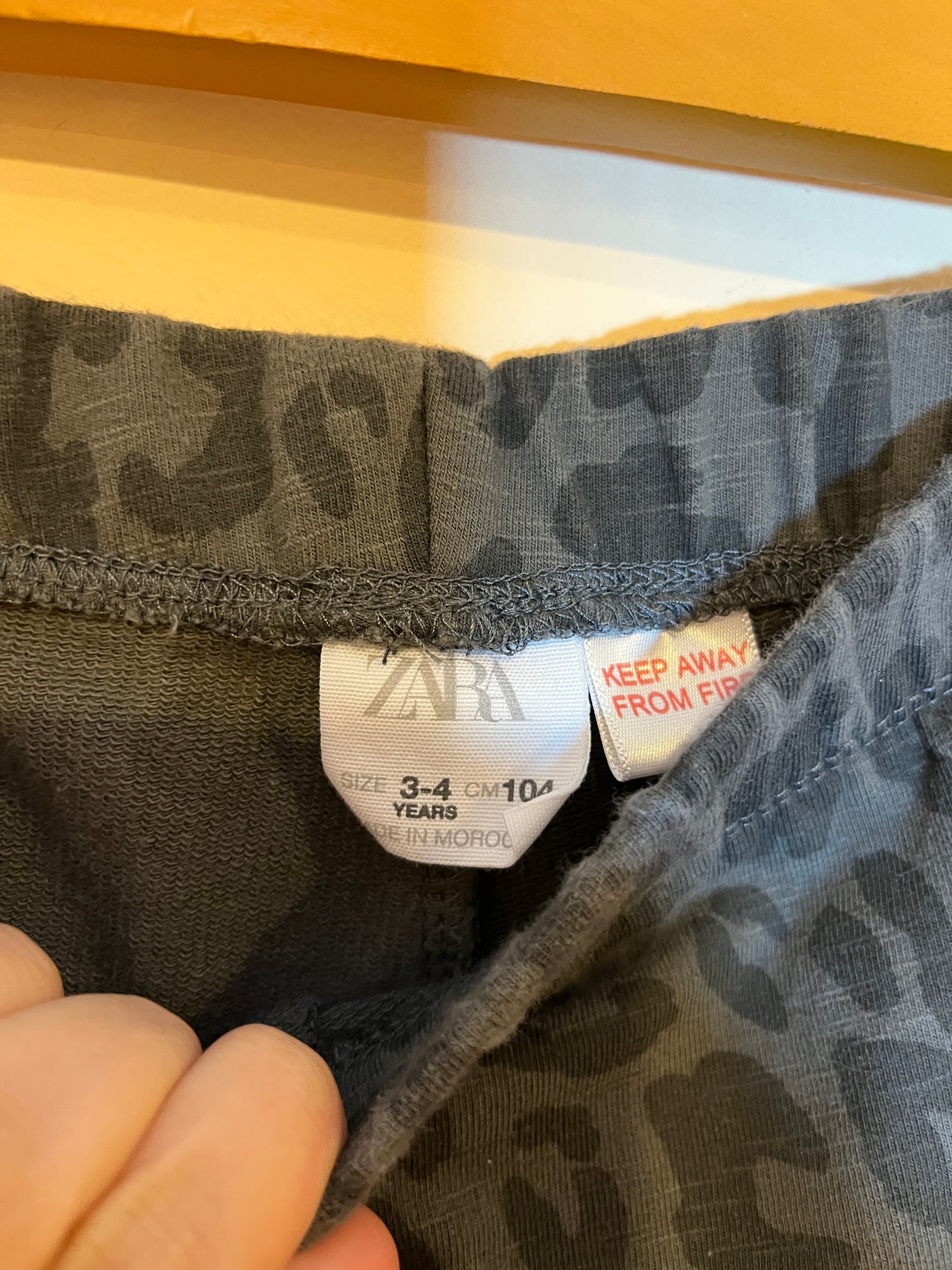 Zara Leopard Print Leggings (4T)