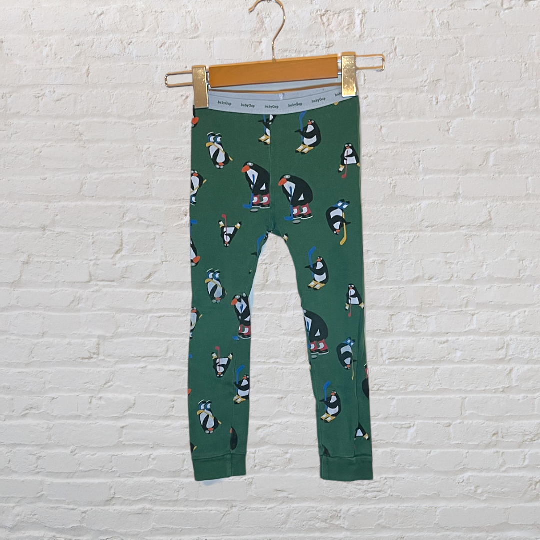 Gap Hockey Penguin Pyjamas (4T)
