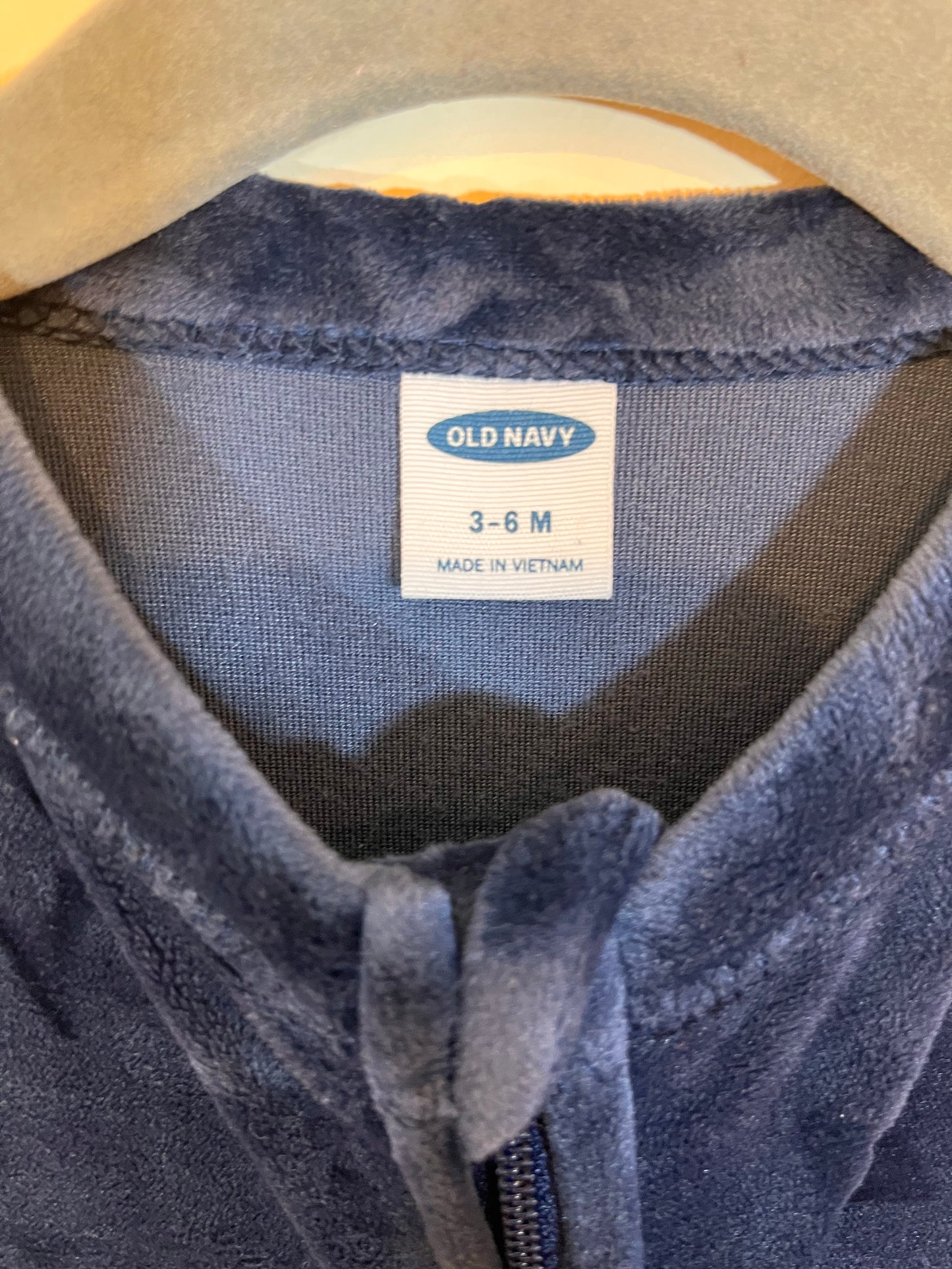 Old Navy Velour Stars Sleeper (3-6)