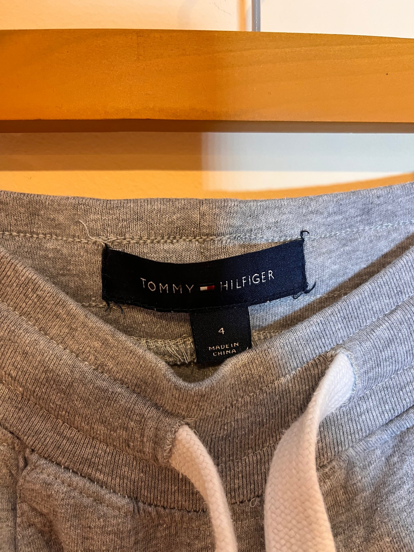 Tommy Hilfiger Branded Sweat Shorts (4T)