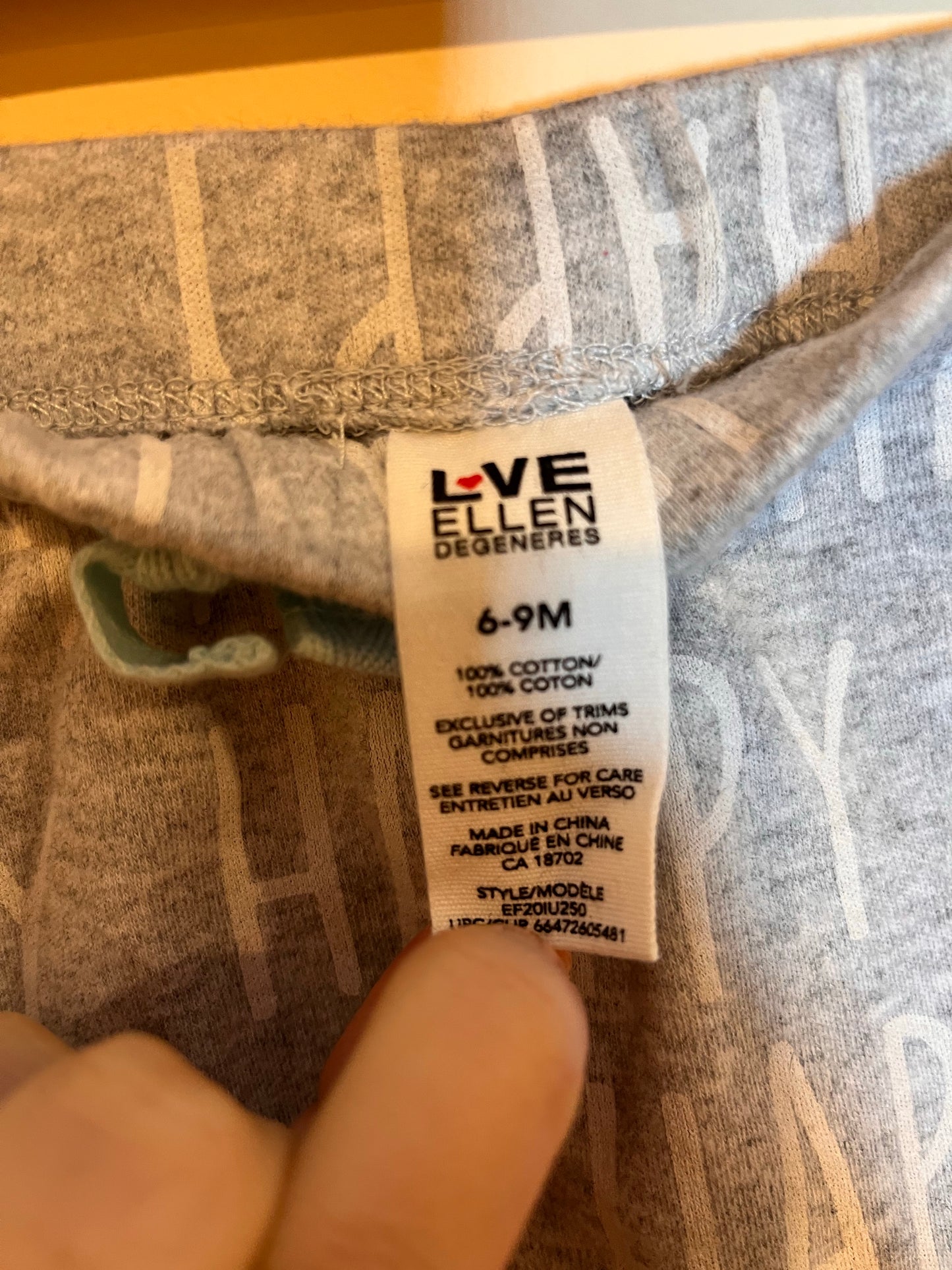 Love Ellen Degeneres "Happy" Harem Joggers (6-9)