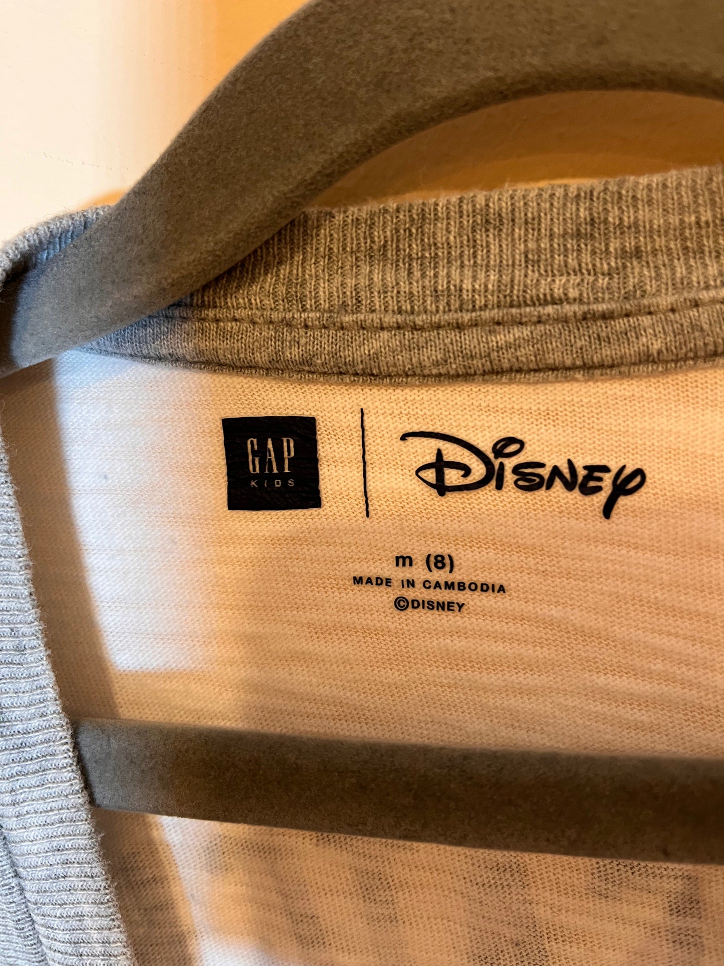 Gap x Disney "TEAM MCKY" Long-Sleeve Raglan (8)