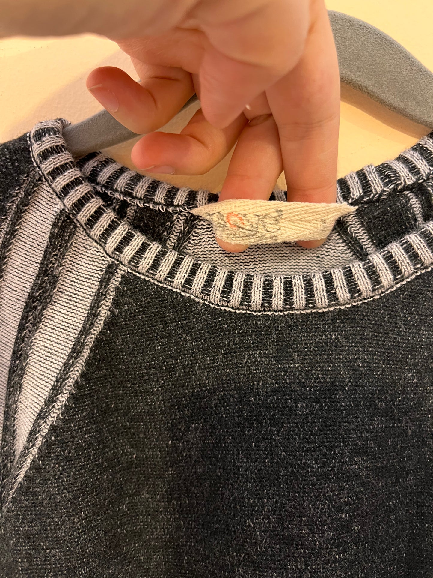 Unknown Brand Two-Tone Knit Sweater (4T)