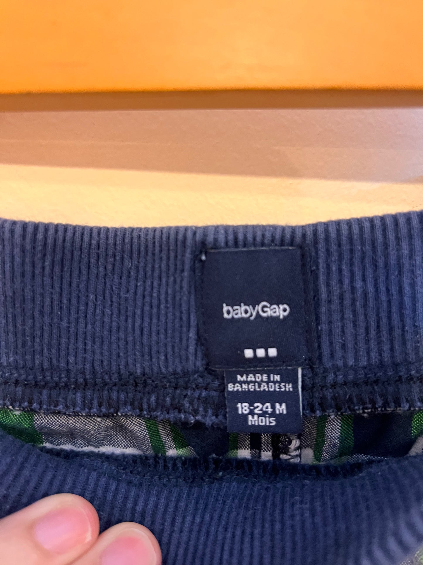 Gap Plaid Shorts (18-24)