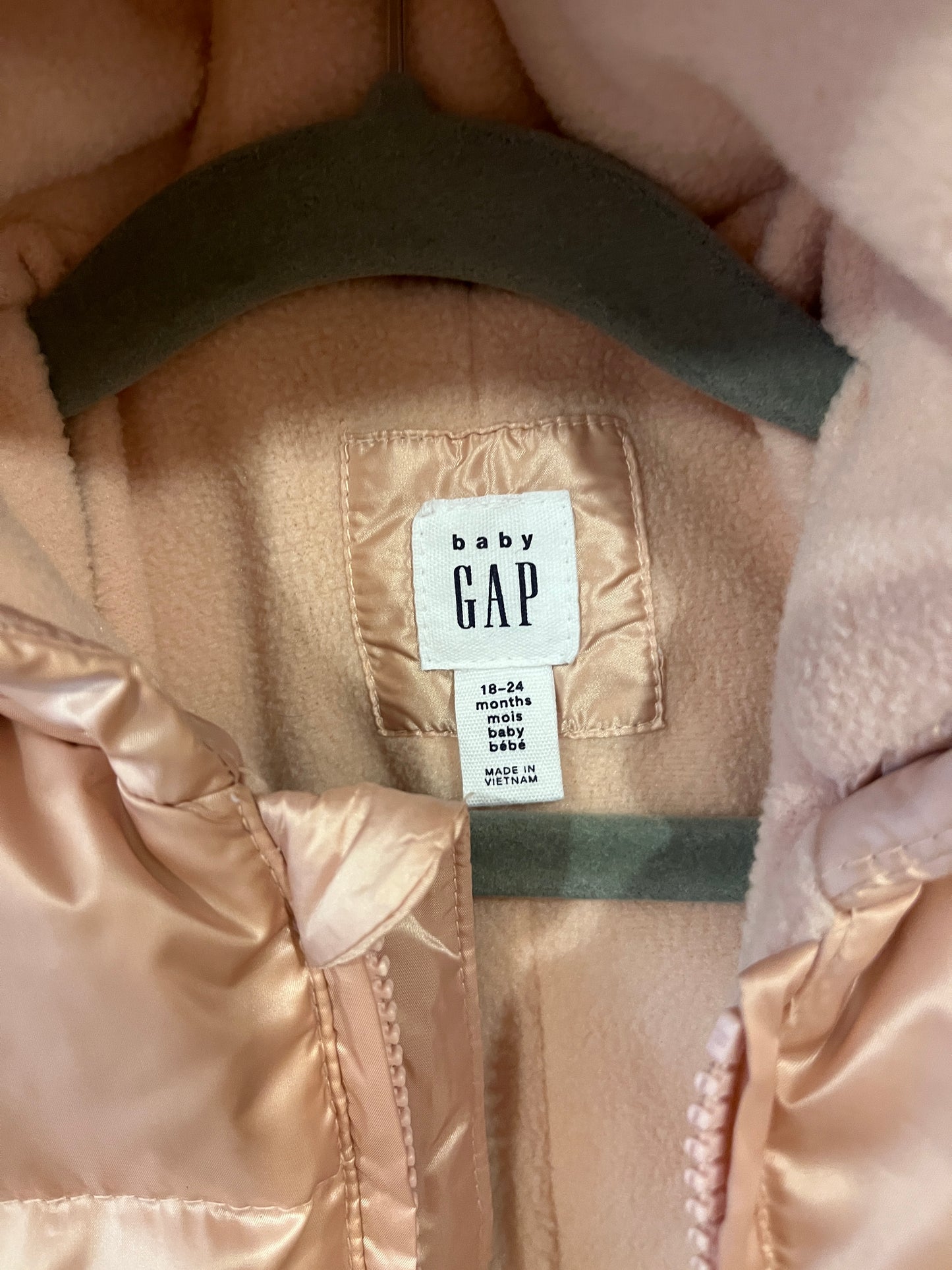 Gap Metallic Down Snowsuit With Detachable Mittens (18-24)