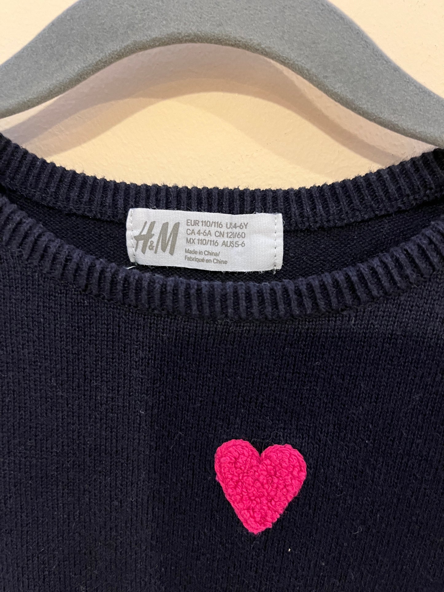 H&M Knit Tufted Heart Sweater (4-5)