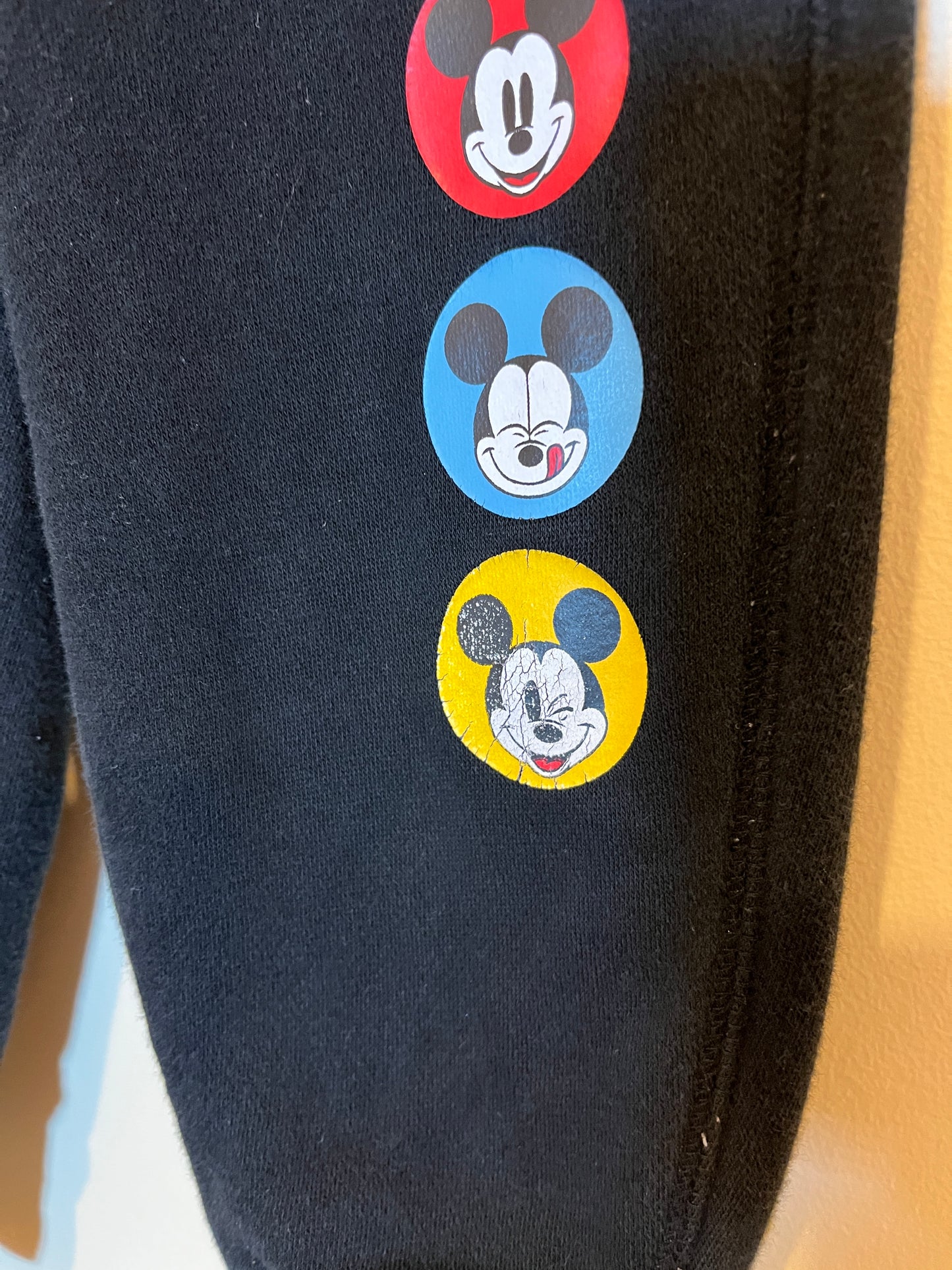 Gap x Disney Mickey Drawstring Joggers (2T)