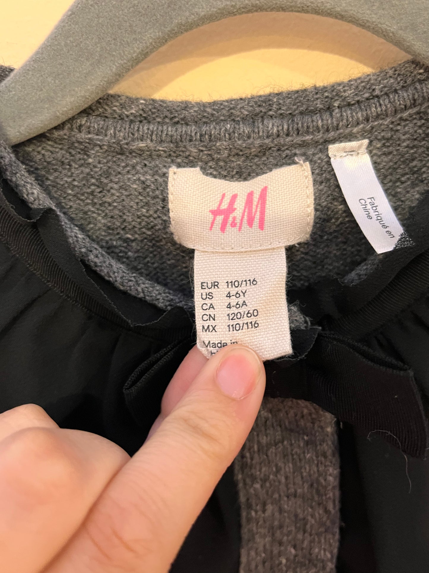 H&M Tulle Overlay Sweater Blouse (4-5)