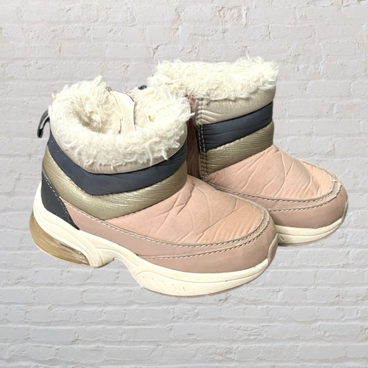 Zara Fux Fur-Lined Winter Booties (Footwear 5.5)