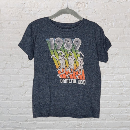 Heather gray t-shirt with 1989 Grateful Dead graphic featuring dancing figures and colorful stripes.
