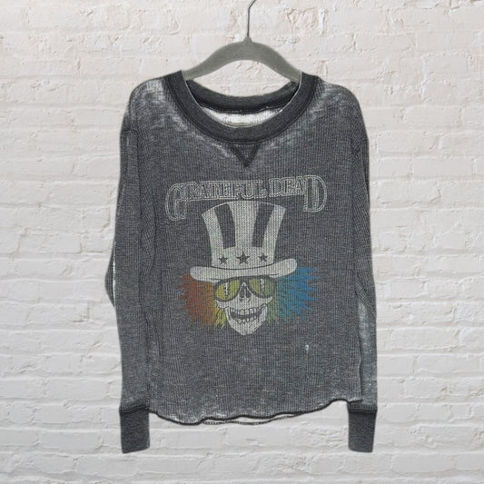 Grey thermal long sleeve featuring a Grateful Dead graphic with a multicoloured skull wearing a top hat.