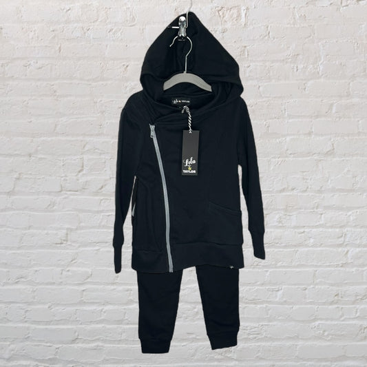 Lola and Taylor Asymmetrical Zip Jogger Set (6)