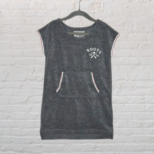 Charcoal tunic with cap sleeves featuring Roots 1973 branding and front kangaroo pocket.