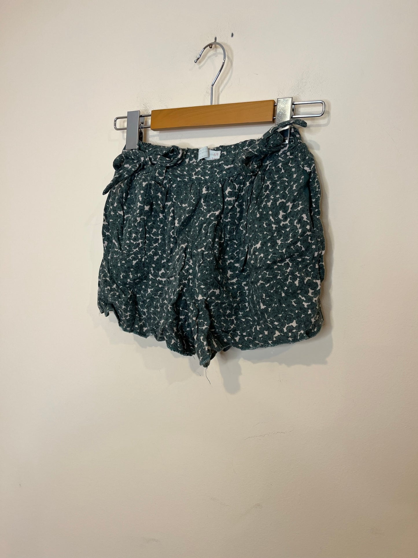 Zara Flowy Floral Side-Tie Shorts (6-7)