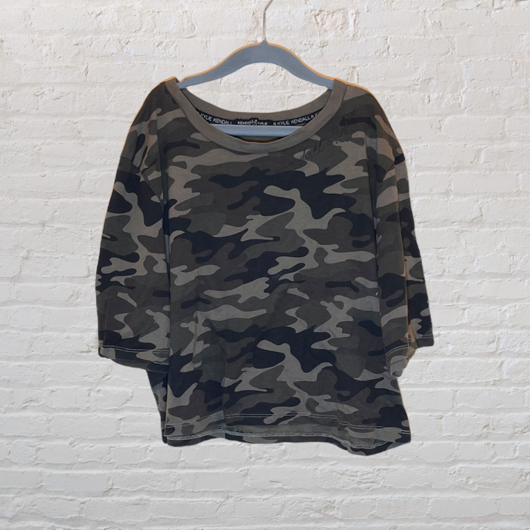 Kendall & Kylie Oversized Cropped Camo T-Shirt (12-14)