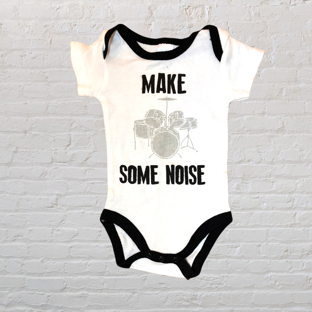 Modern Baby "Make Some Noise" Onesie (0-3)