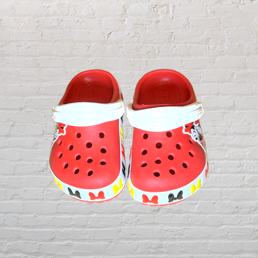 NEW! Crocs x Disney Minnie Slip-Ons (6)