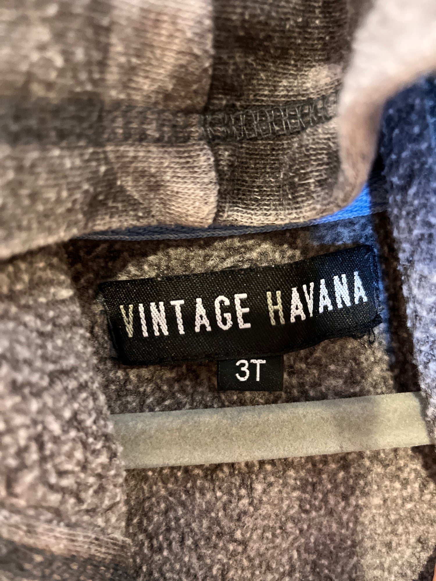 Vintage havana 2025 camo sweatshirt