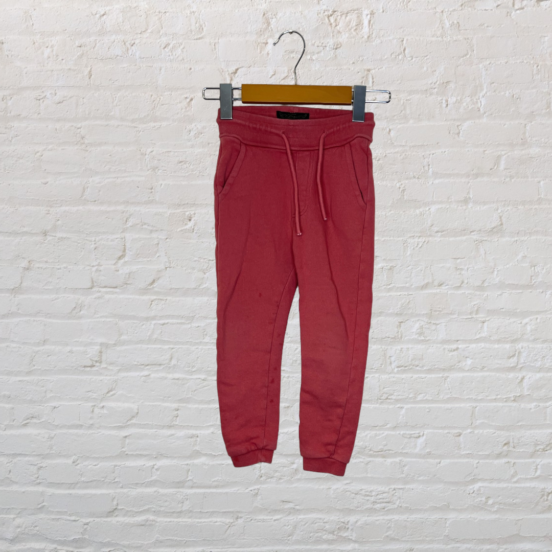 Finger In The Nose Pocket Joggers (4-5)