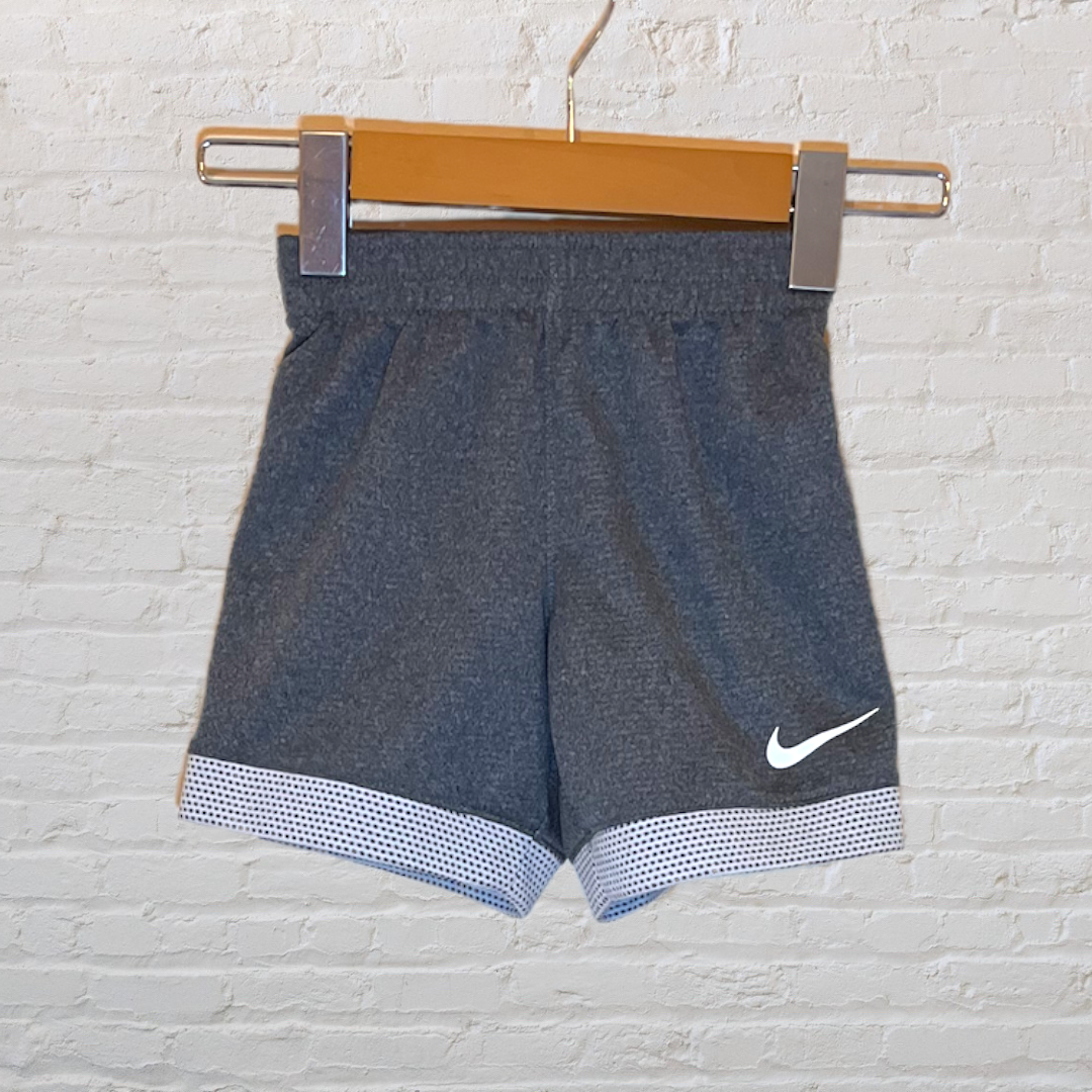 Nike Athletic Shorts (3T)