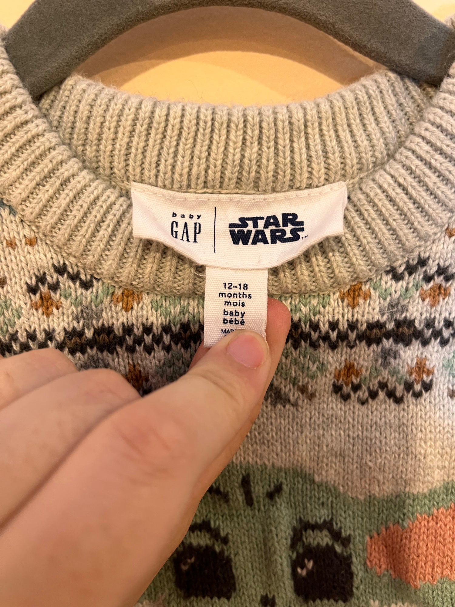 Baby yoda online sweater gap